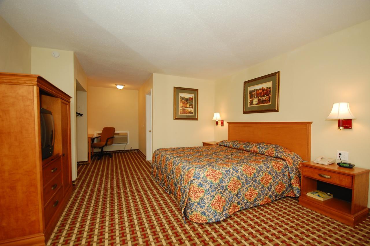 Millville Motorsports Inn And Suites Номер фото