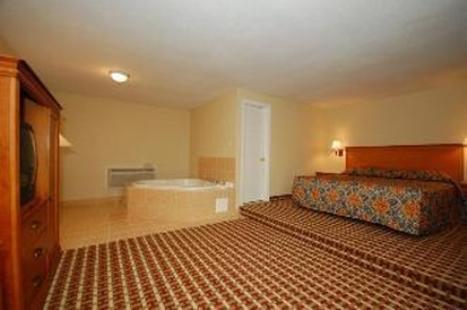 Millville Motorsports Inn And Suites Номер фото